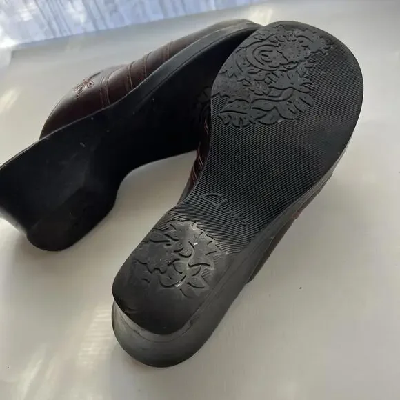 Clarks 75178 Stitched Plain Toe Inlay Casual Wedge Mules shoes Womens 7.5 - Picture 8 of 8